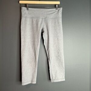 lululemon | gray cropped leggings